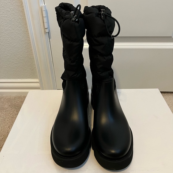 Moncler Ginette nylon boot - Picture 5 of 5